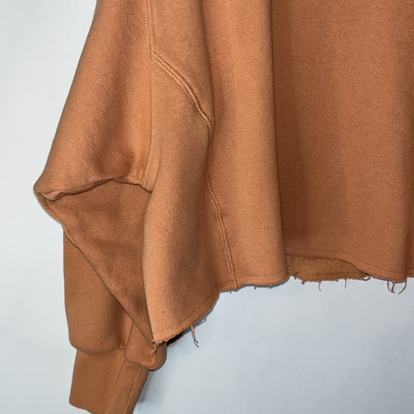 Wild Fable Cropped Sweatshirt Size Large Graphic Los Angeles Tan Oversized - Picture 6 of 9
